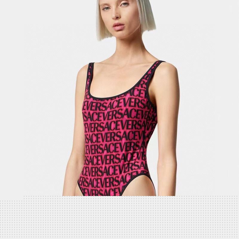 VERSACE